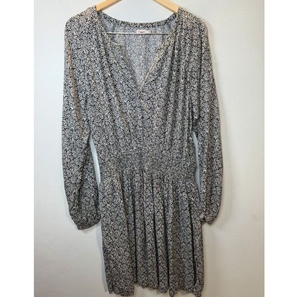 Faherty Montara Mini Dress Women’s Size Large Blue Leaf Batik Short Sleeve - Picture 3 of 9